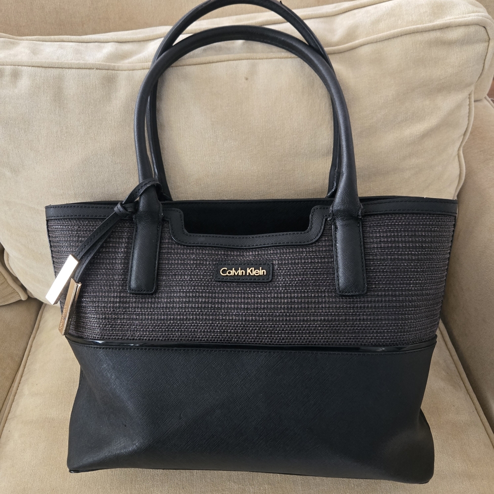 Calvin Klein Black Leather Women's Tote Shoulder Bag